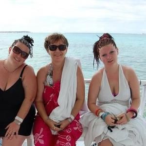 Meet your Posher, Joy